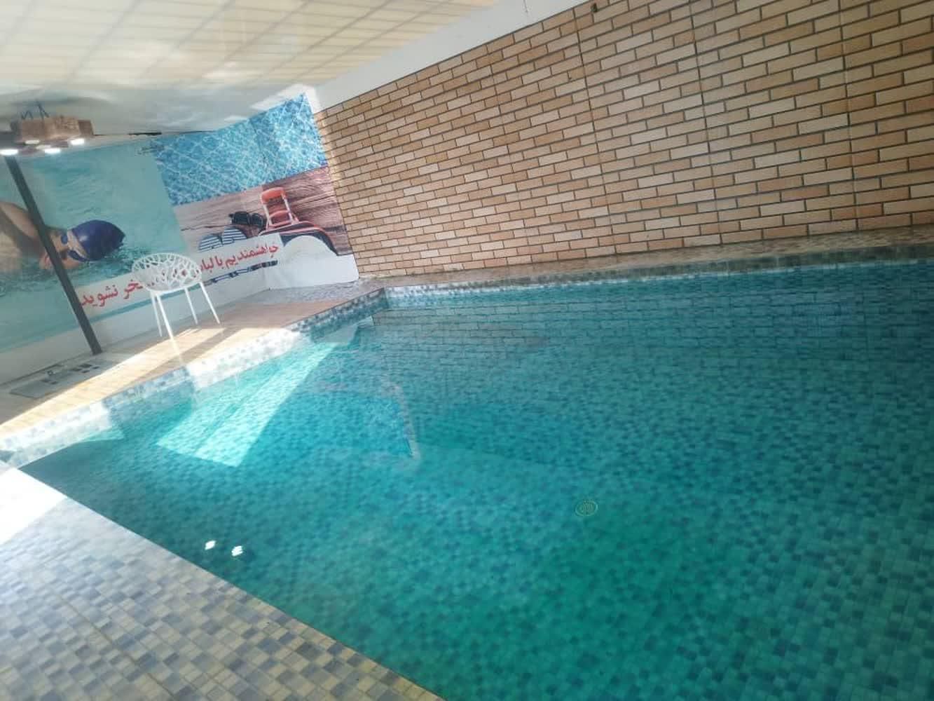 ویلا 2 خوابه جنگلی استخر سرپوشیده آب گرم بهشت.|اجارهٔ کوتاهمدت ویلا و باغ|عباسآباد, |دیوار