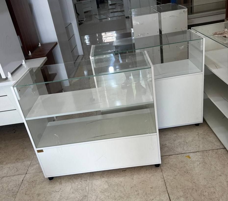 پیشخوان۱۱۸۸ ،کانتر۱۱۹،میز۱۳۰،ویترینن۱۰۰|فروشگاه و مغازه|کرج, کمال‌شهر|دیوار