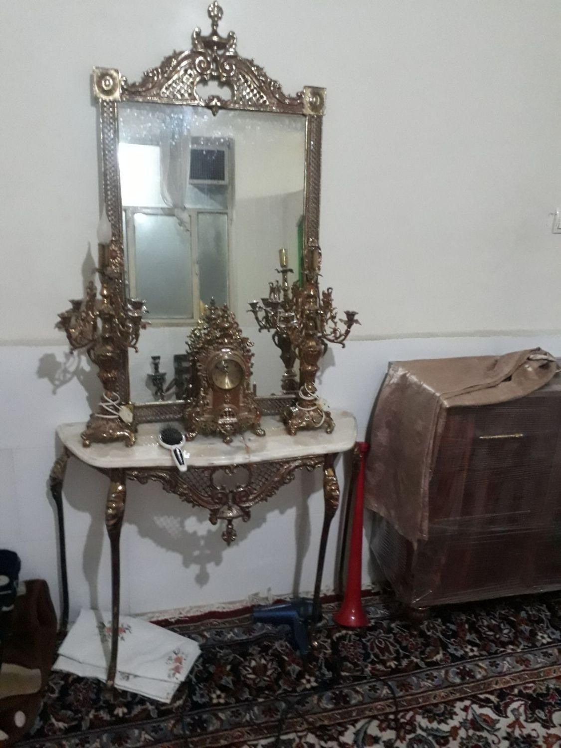 فروش و خریدار آینه شمعدان برنزی تمام نقاط تهران..|آینه|تهران, پاسداران|دیوار