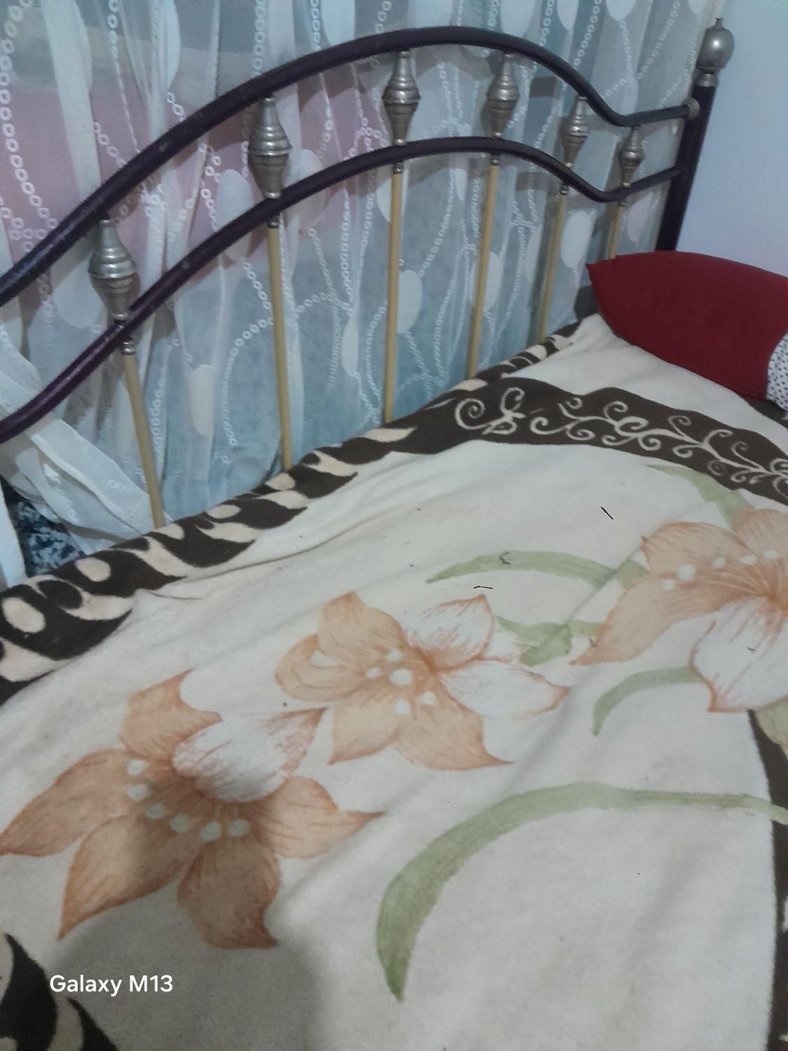 تخت خواب|تخت و سرویس خواب|شیروان (خراسان), |دیوار