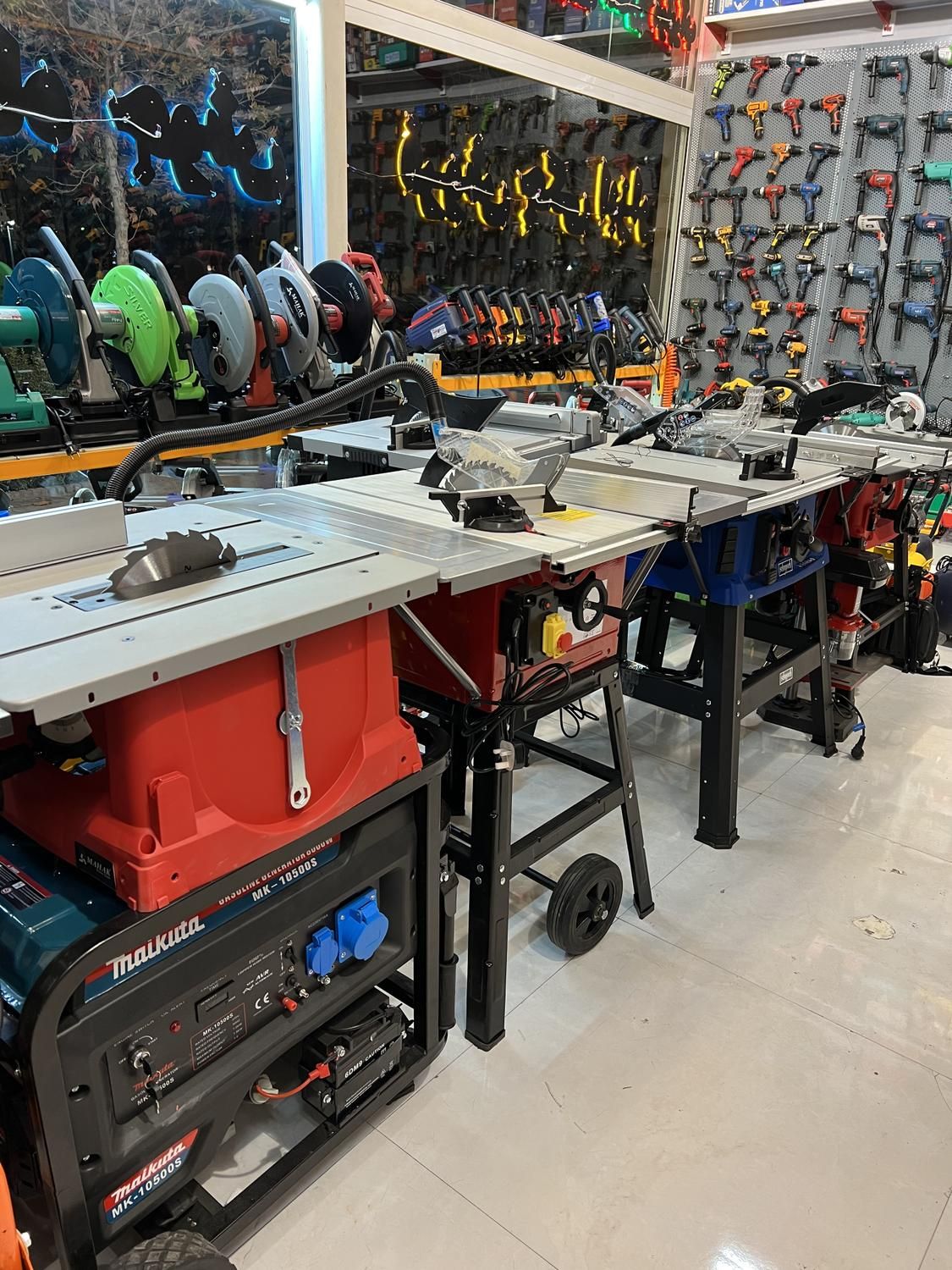 اره میزی میز برش ام دی اف فارسی بر سینی|ماشین‌آلات صنعتی|مشهد, هنرور|دیوار