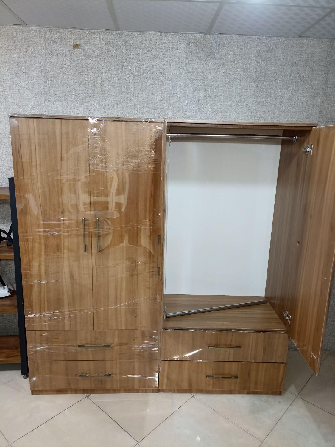 جاکفشی و دراور چوبی با گارانتی رسمی|جاکفشی، کمد، دراور|کاشان, رجایی|دیوار