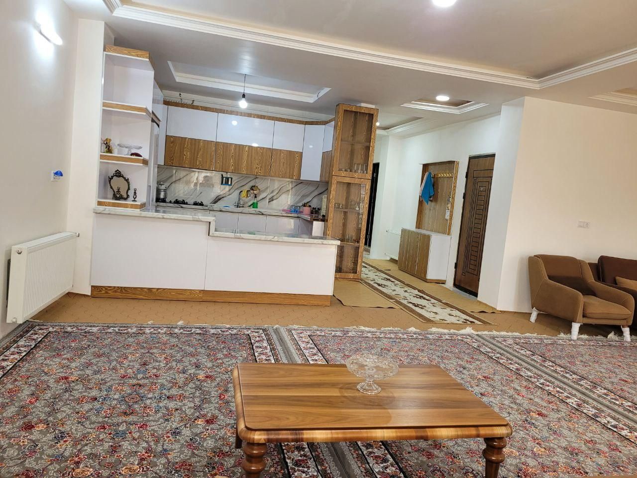 اجاره روزانه/هفتگی/ماهانه آپارتمان ۱۳۰ متری|اجارهٔ کوتاه‌مدت آپارتمان و سوئیت|کلاچای, |دیوار