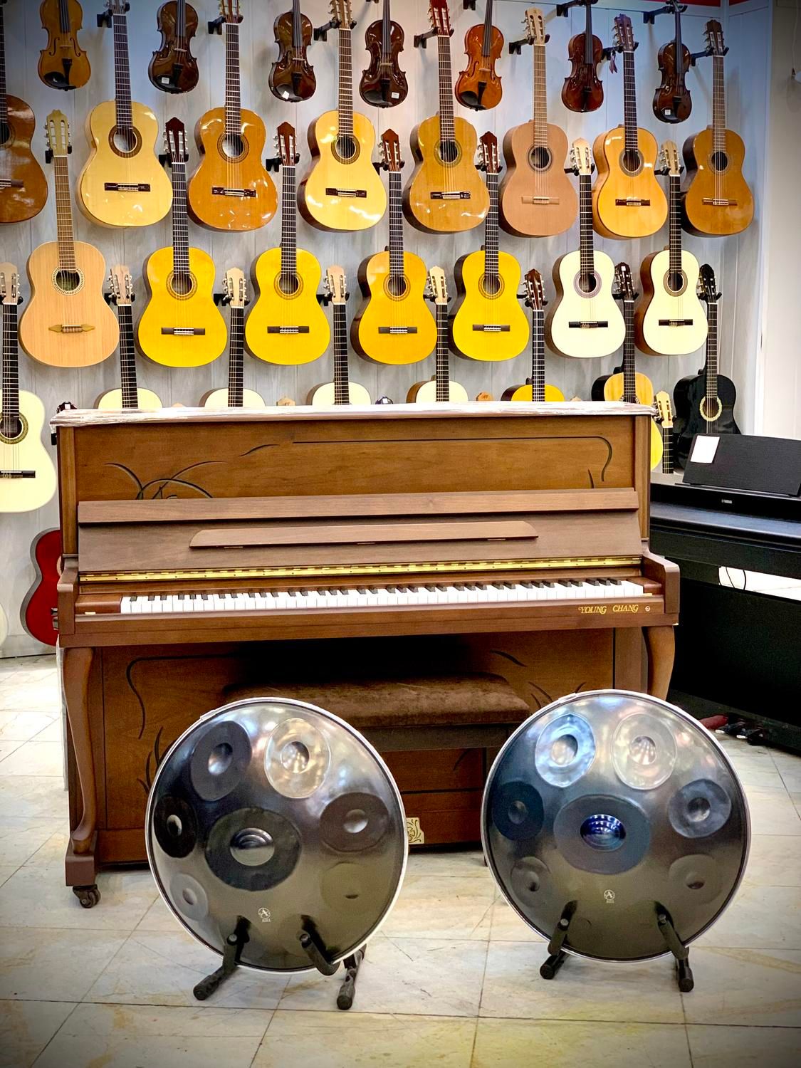 هنگدرام GIFT * KITA PANTAM|درام و پرکاشن|تهران, جمهوری|دیوار