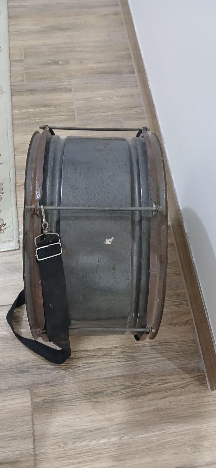 طبل بچه گانه|درام و پرکاشن|رودسر, |دیوار