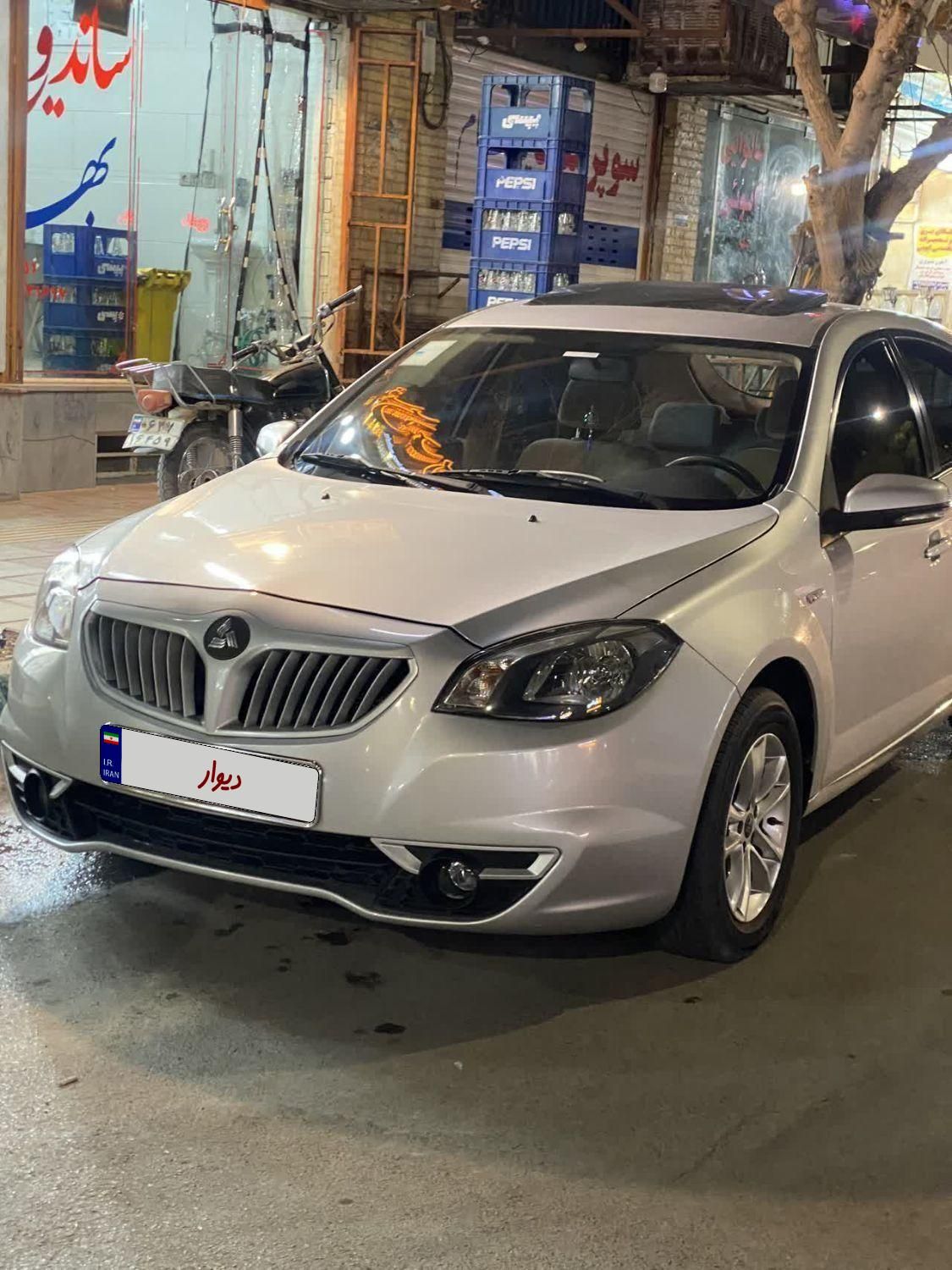 برلیانس H320 دنده‌ای 1500cc، مدل ۱۳۹۵|خودرو سواری و وانت|یزد, |دیوار