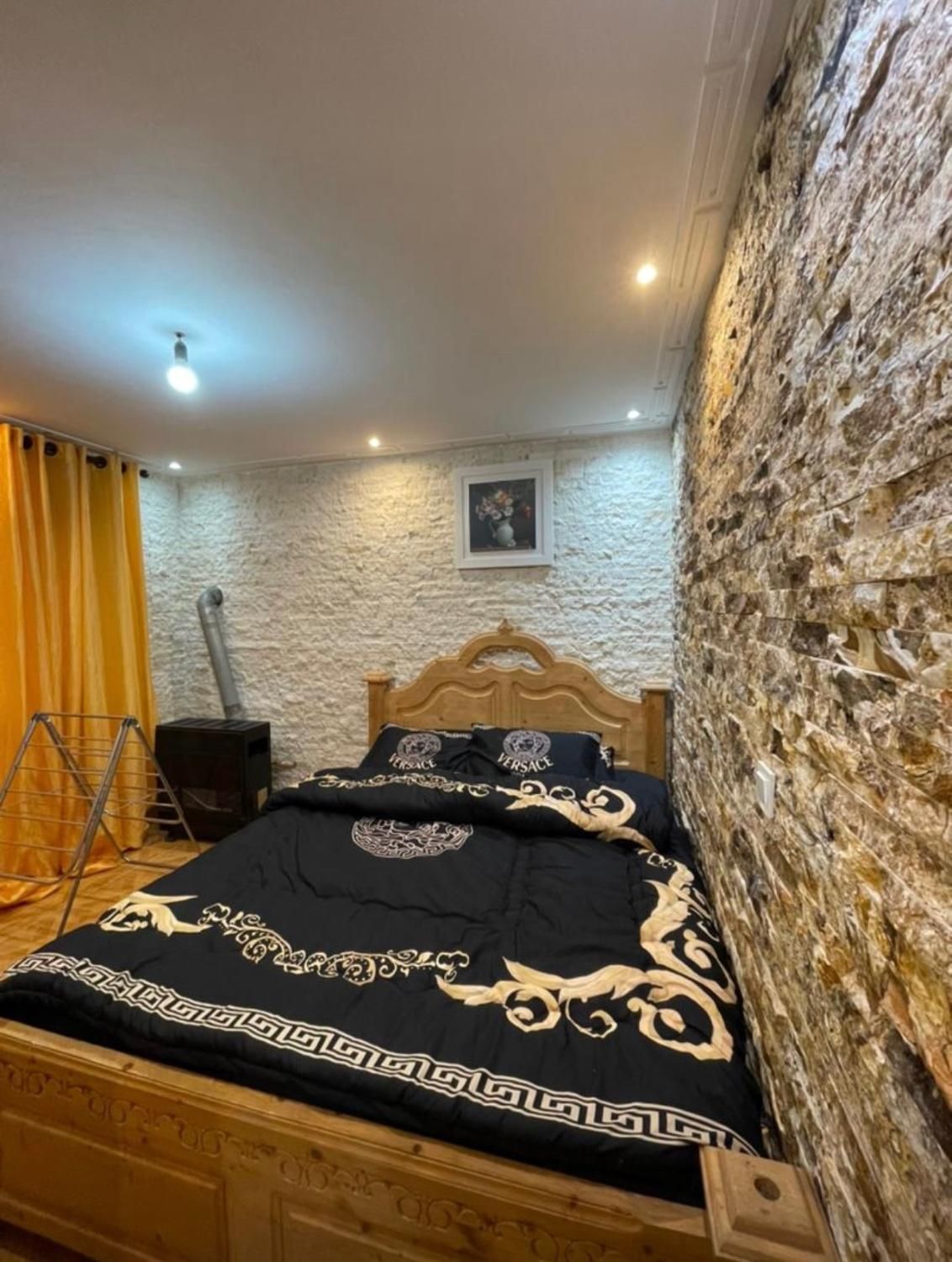 ویلادوخوابه بسیار تمیزبدون واسطه وکمیسیون(با wifi)|اجارهٔ کوتاه‌مدت ویلا و باغ|سلمان‌شهر, |دیوار