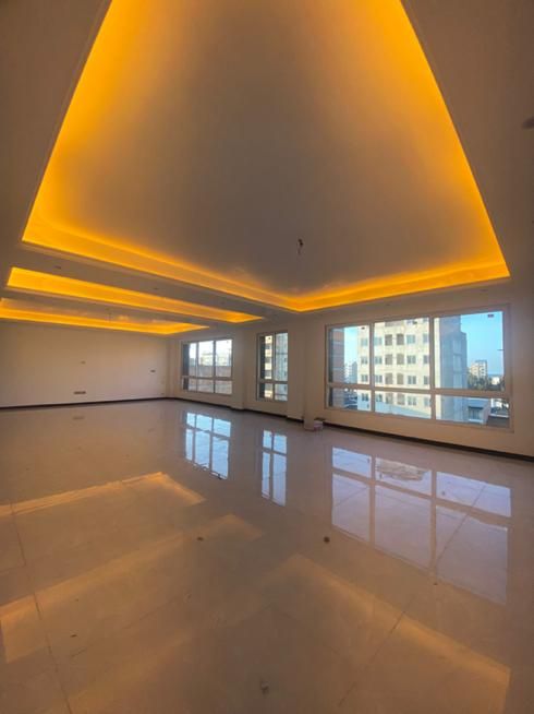 آپارتمان ۲۰۰ متر۳ خوابه نزدیک به ساحل بیست متری|فروش آپارتمان|بابلسر, |دیوار