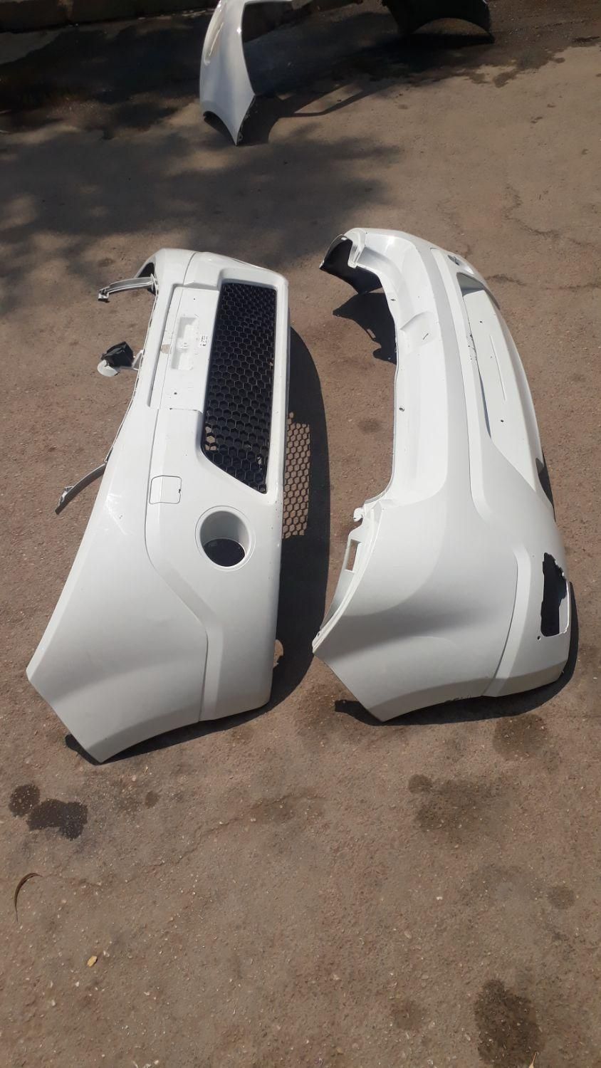 سپر و بدنه ساندرو|قطعات یدکی و لوازم جانبی|شیراز, محراب|دیوار