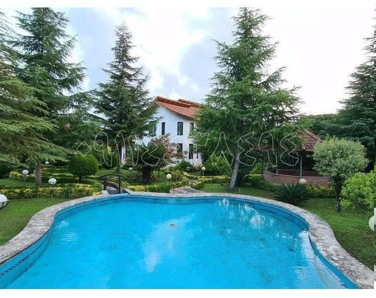 ویلاباغ 1400متری(با لنداسکیب قرینه پارک شهری)|فروش خانه و ویلا|نور, |دیوار