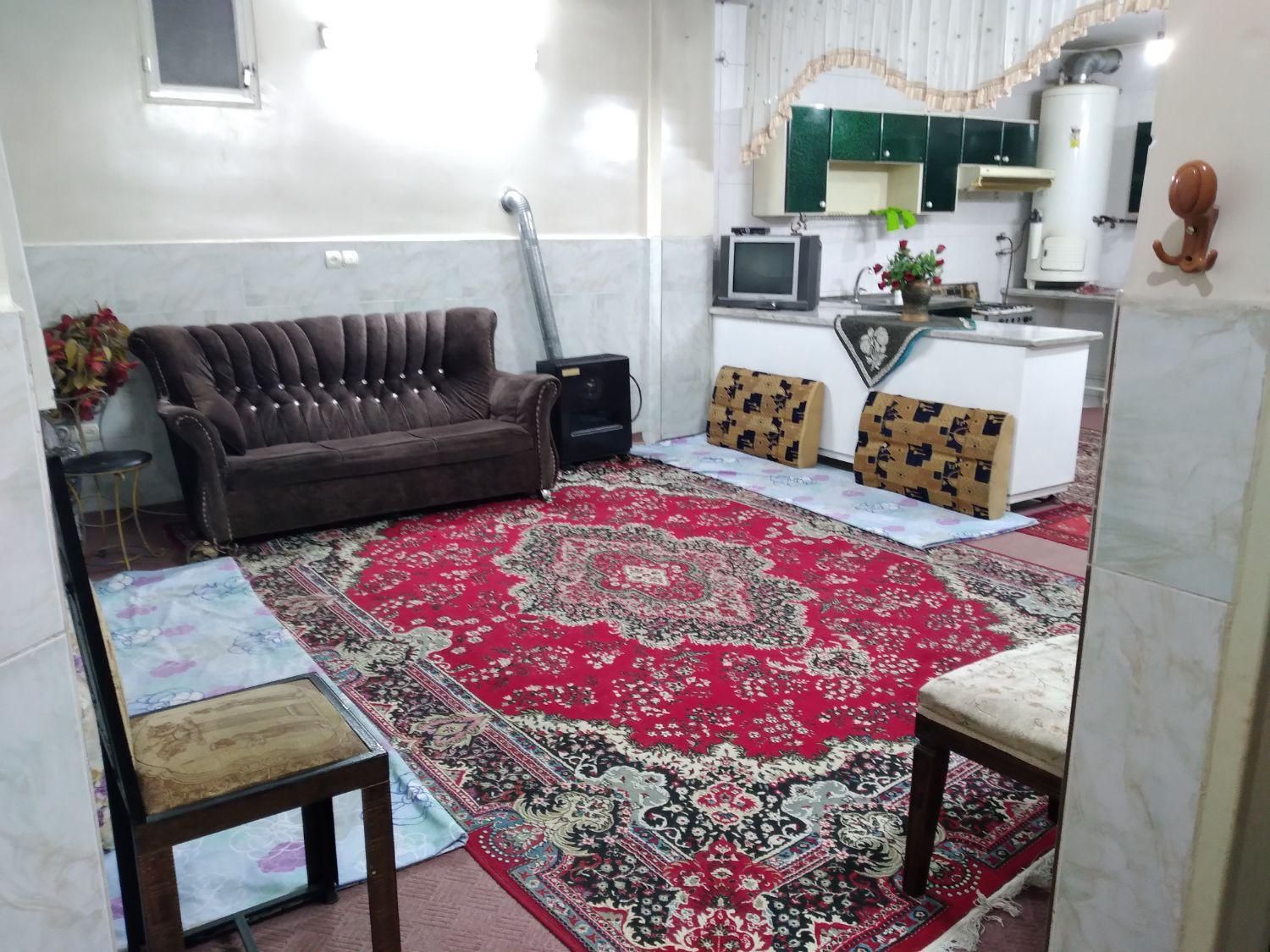 اجاره سویت آپارتمان همکف باهمه امکانات وپارکینگ|اجارهٔ کوتاه‌مدت آپارتمان و سوئیت|اصفهان, جنیران (لادان)|دیوار