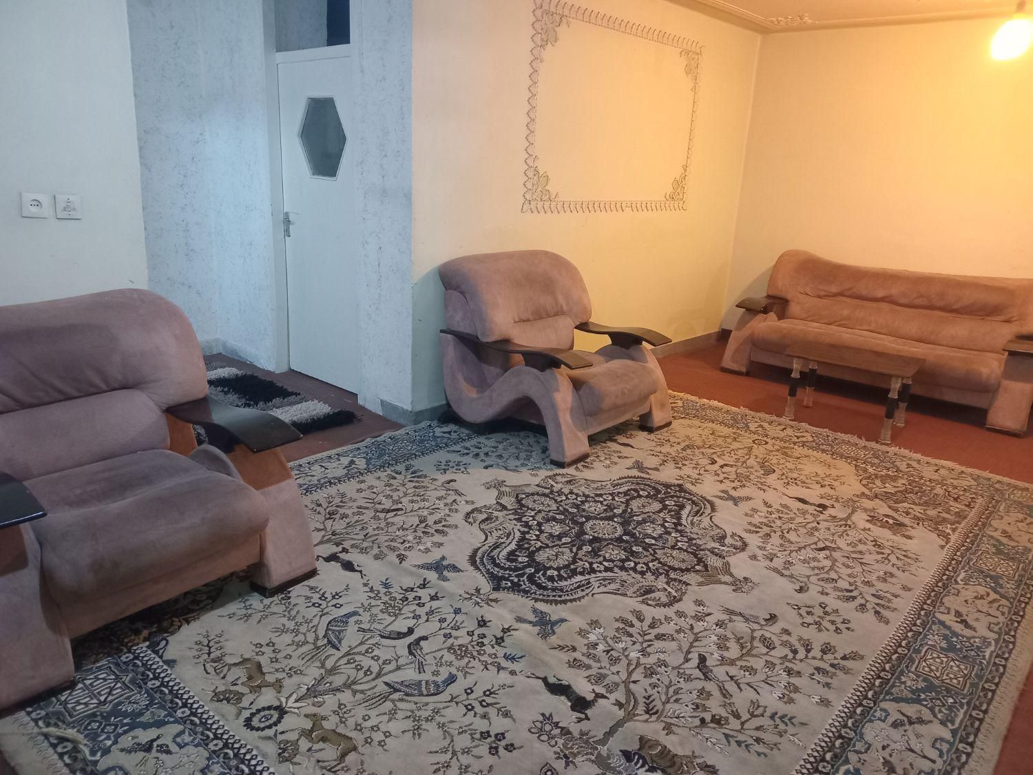 اجاره سوئیت،منزل مبله|اجارهٔ کوتاه‌مدت آپارتمان و سوئیت|شیراز, شهرک سراج‎|دیوار