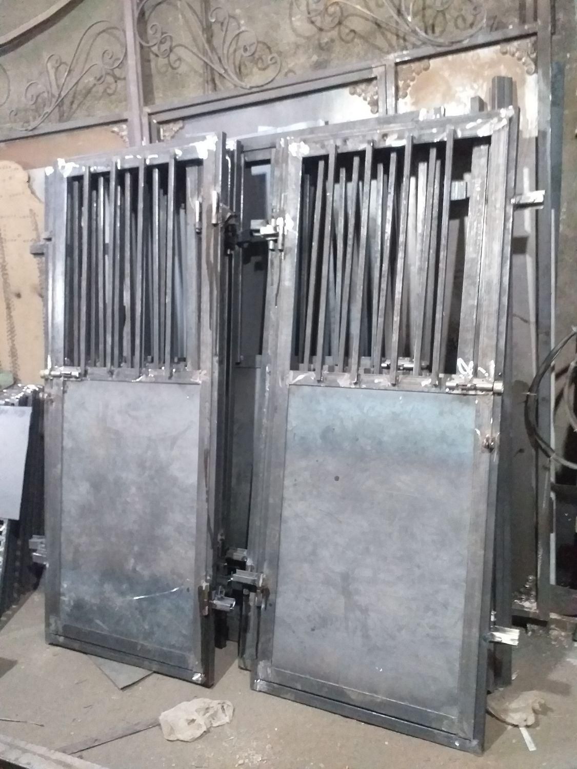 در سرویس درب آهنی درب انباری|مصالح و تجهیزات ساختمان|مشهد, پنجتن|دیوار