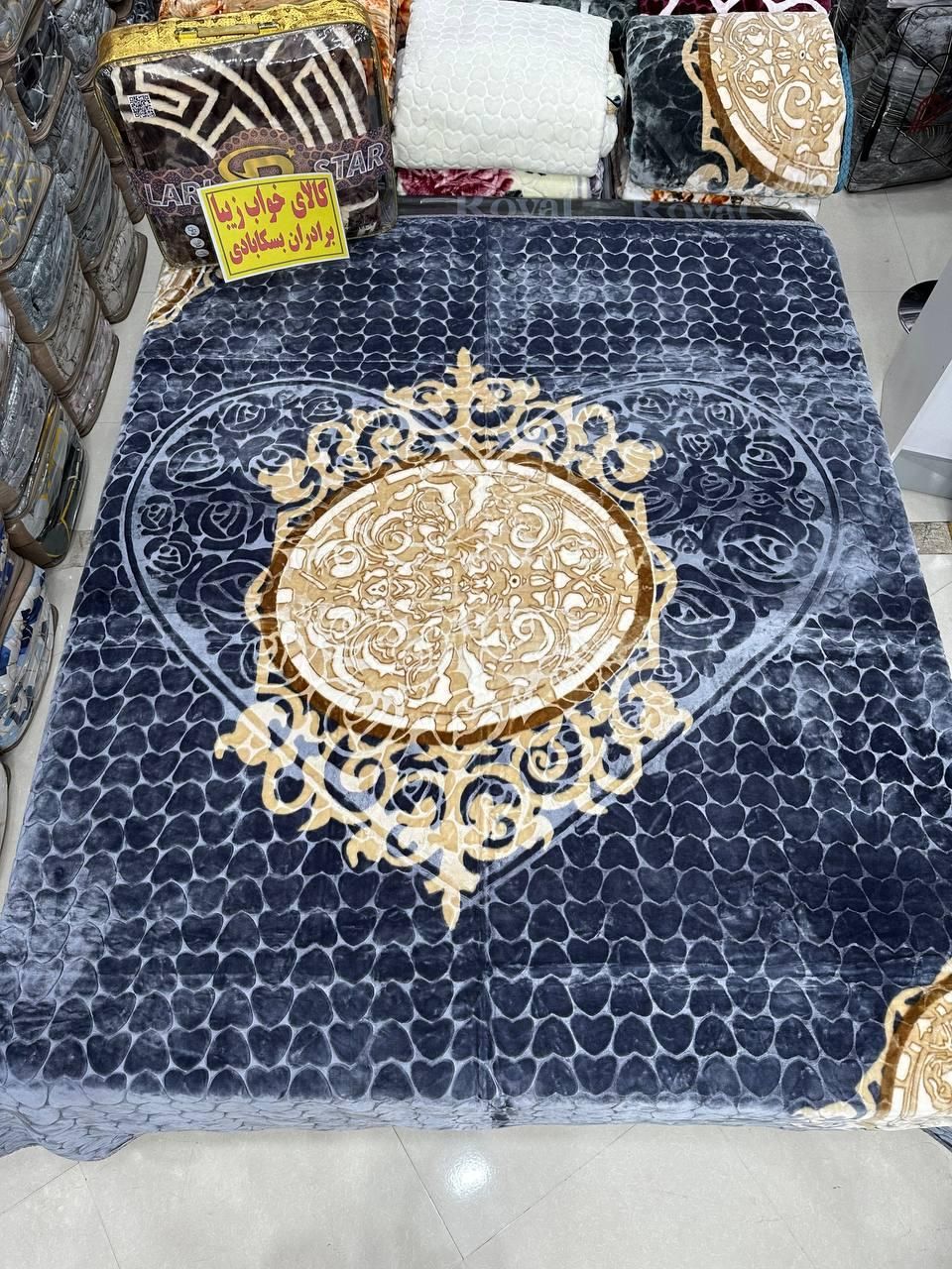 پتو دو نفره خارجی دورو برجسته طرح ورساچه|رختخواب، بالش، پتو|مشهد, پایین خیابان|دیوار