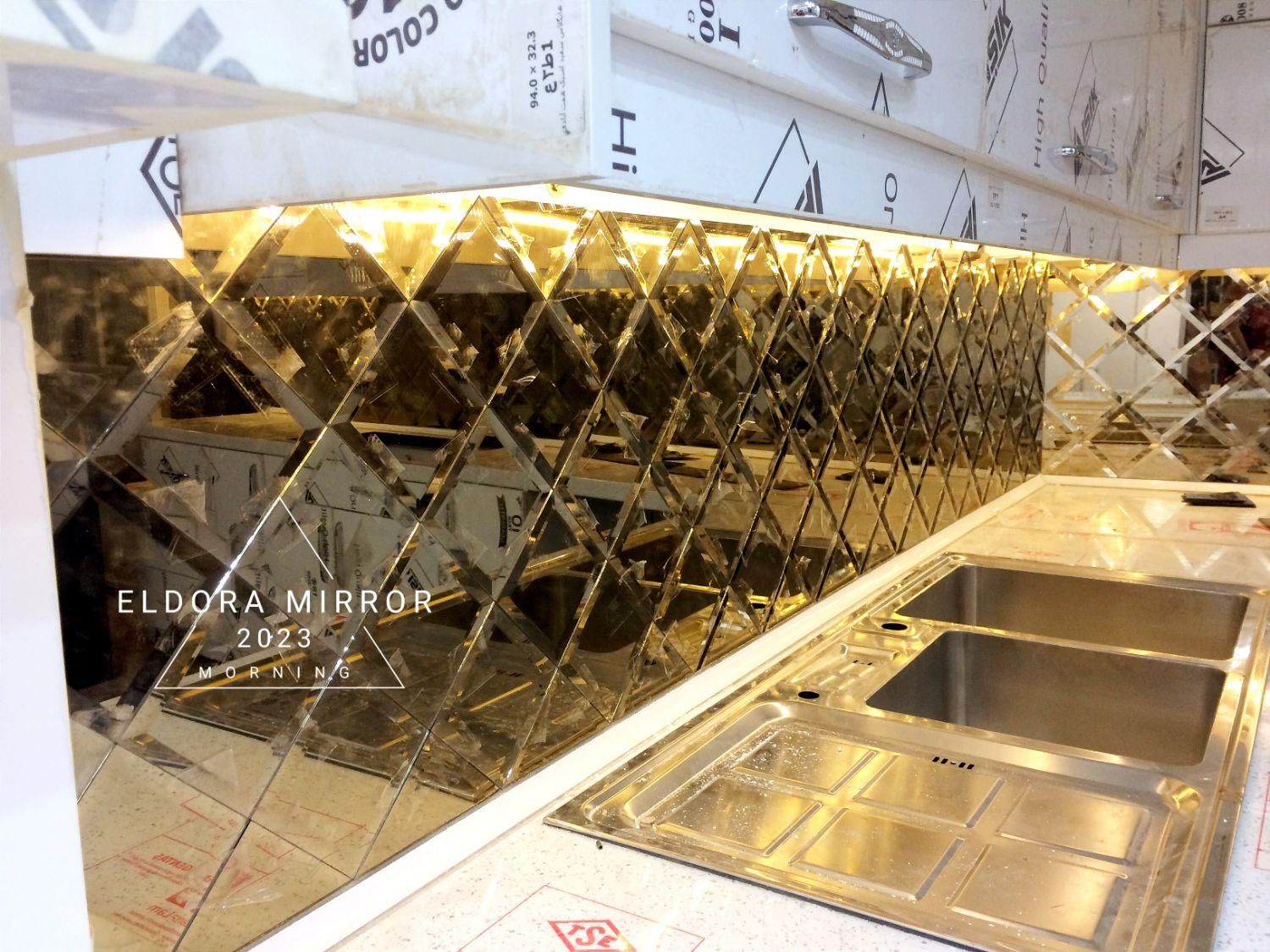 آینه پازلی بین کابینت پازل لوزی|آینه|مشهد, طلاب|دیوار