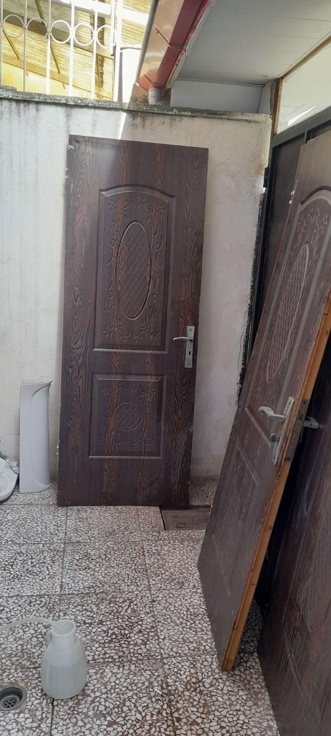 ۴ عدد در اتاق خواب با چوب نراد.با دستگیره و قفل|مصالح و تجهیزات ساختمان|رشت, نیروی دریایی|دیوار