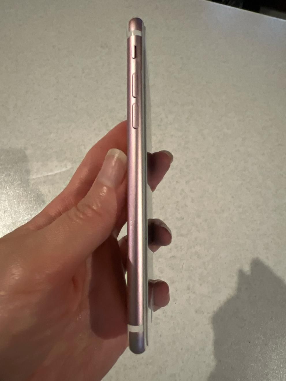 اپل iPhone 7 با حافظهٔ ۳۲ گیگابایت|موبایل|تهران, گیشا|دیوار