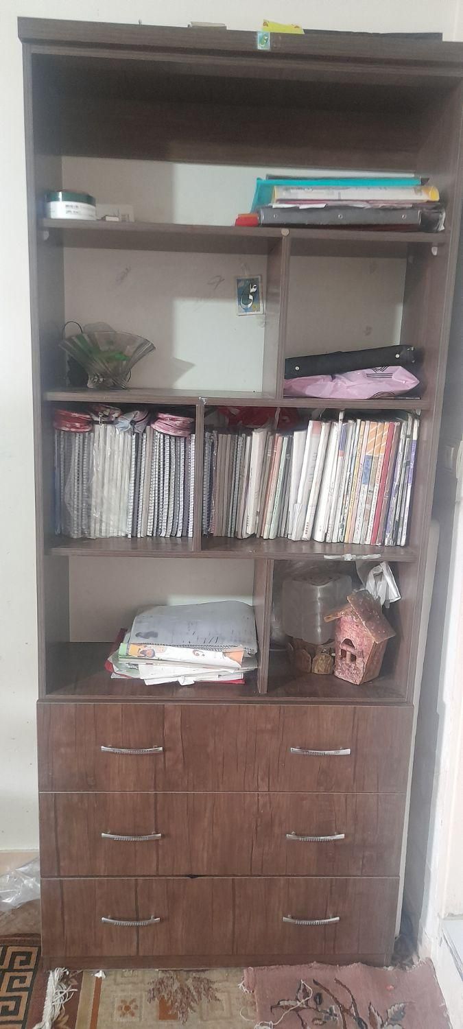 یک کتاب خانه ۳ کشویی نو|کتابخانه، شلف، قفسه‌های دیواری|تهران, مشیریه|دیوار