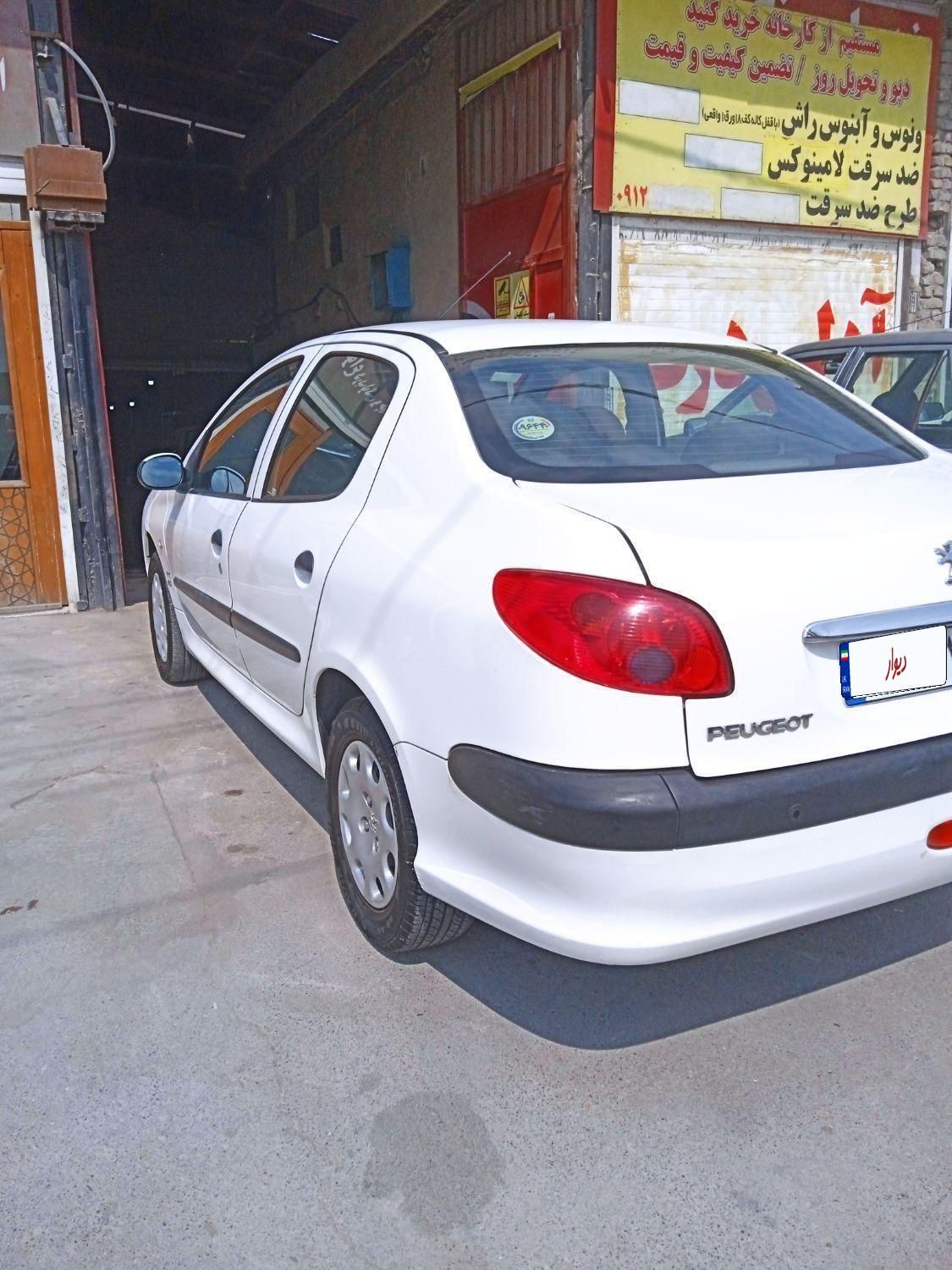 پژو 206 SD V8، مدل ۱۳۹۶|خودرو سواری و وانت|نسیم‌شهر, |دیوار