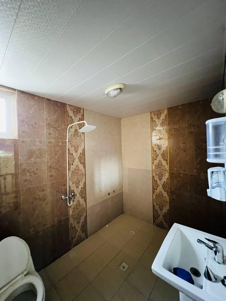 ویلای استخردار خیلی تمیز مالکم|اجارهٔ کوتاه‌مدت ویلا و باغ|سرخرود, |دیوار