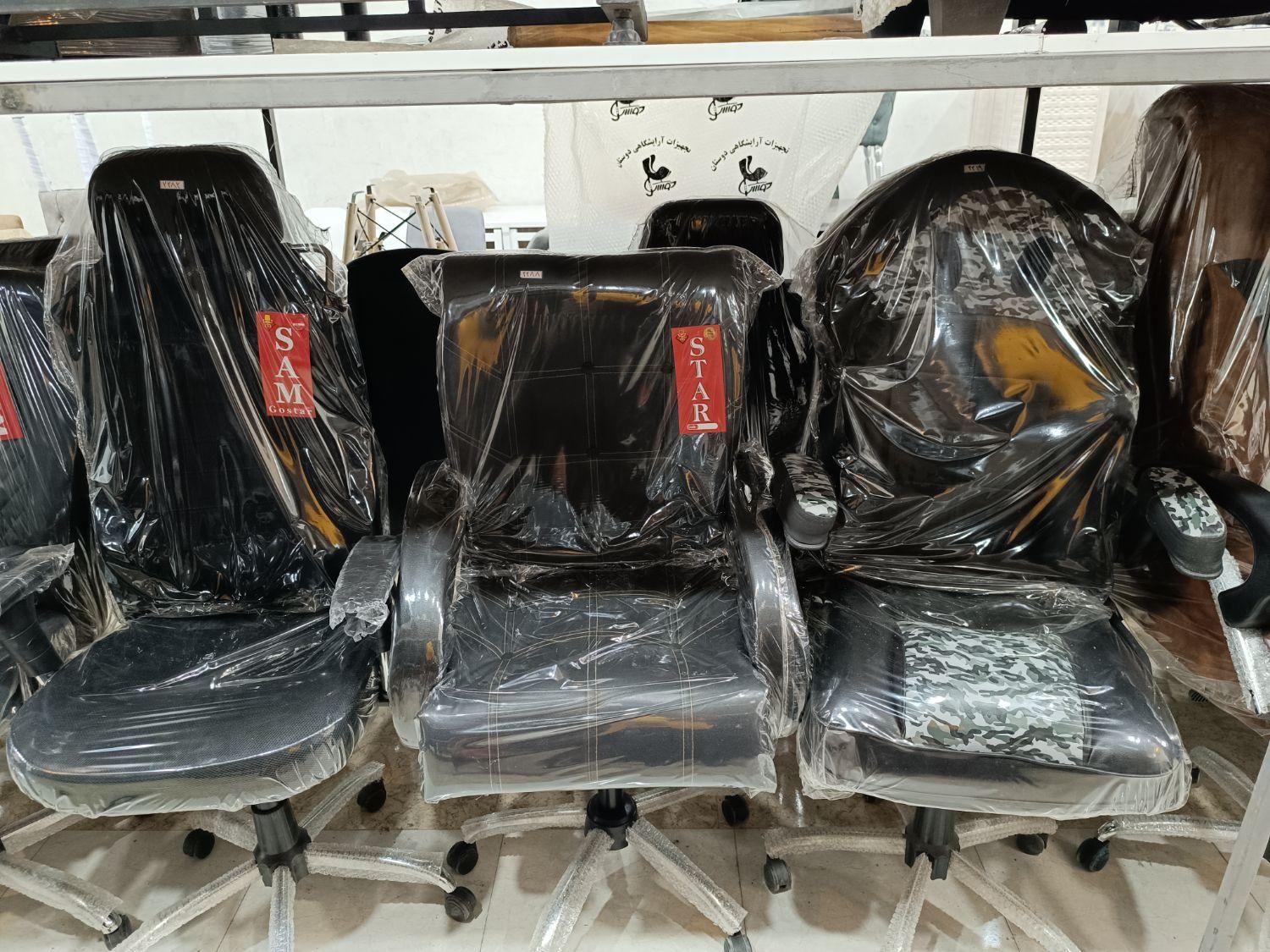 صندلی چرخدار مدیریت|صندلی و نیمکت|کاشان, |دیوار