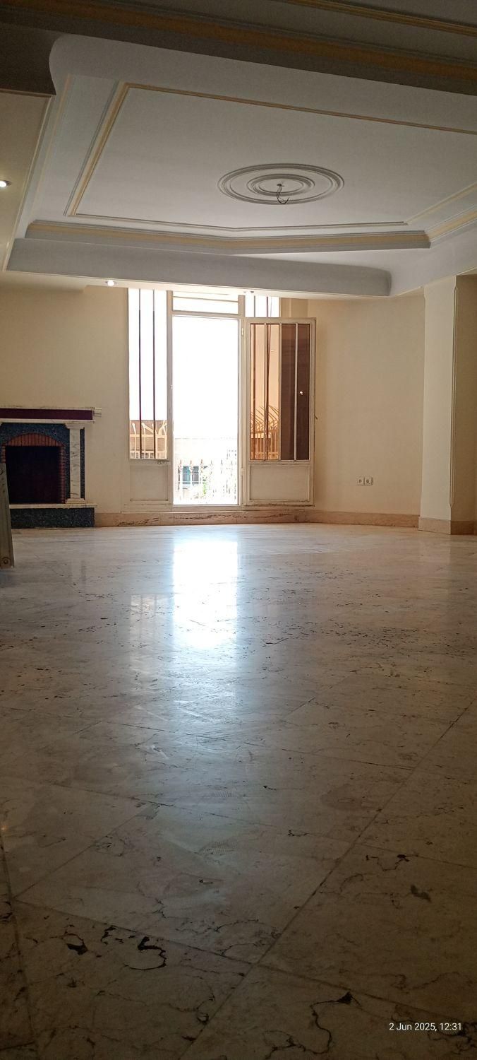 ۱۱۰ متر تک‌واحدی فول امکانات و بدون مشرف|فروش آپارتمان|تهران, شهرک کوهسار|دیوار