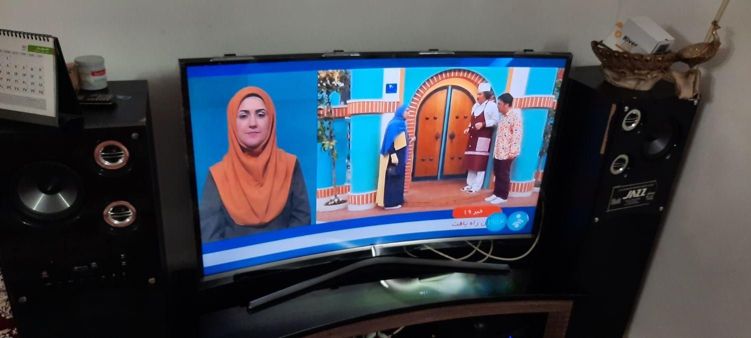 (جشنواره)محافظ صفحه(گلس)تلویزیون ۶۵ اینچ برند ولتن|تلویزیون و پروژکتور|ری, شهادت|دیوار