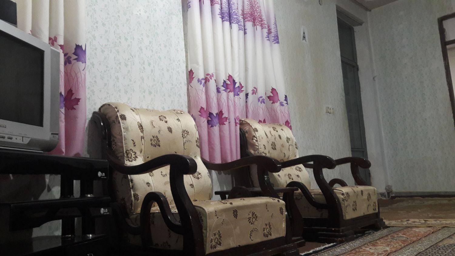 خانه مسافر سویت با حیاط ماشین رو مستقل|اجارهٔ کوتاه‌مدت آپارتمان و سوئیت|کرمانشاه, |دیوار