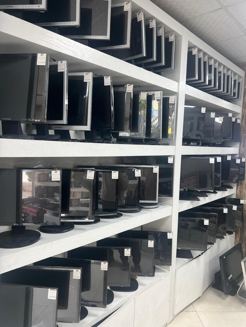 مانیتور ۱۵ الی ۲۴ اینچ فروش تعداد و تک|قطعات و لوازم جانبی رایانه|کرج, گلشهر|دیوار