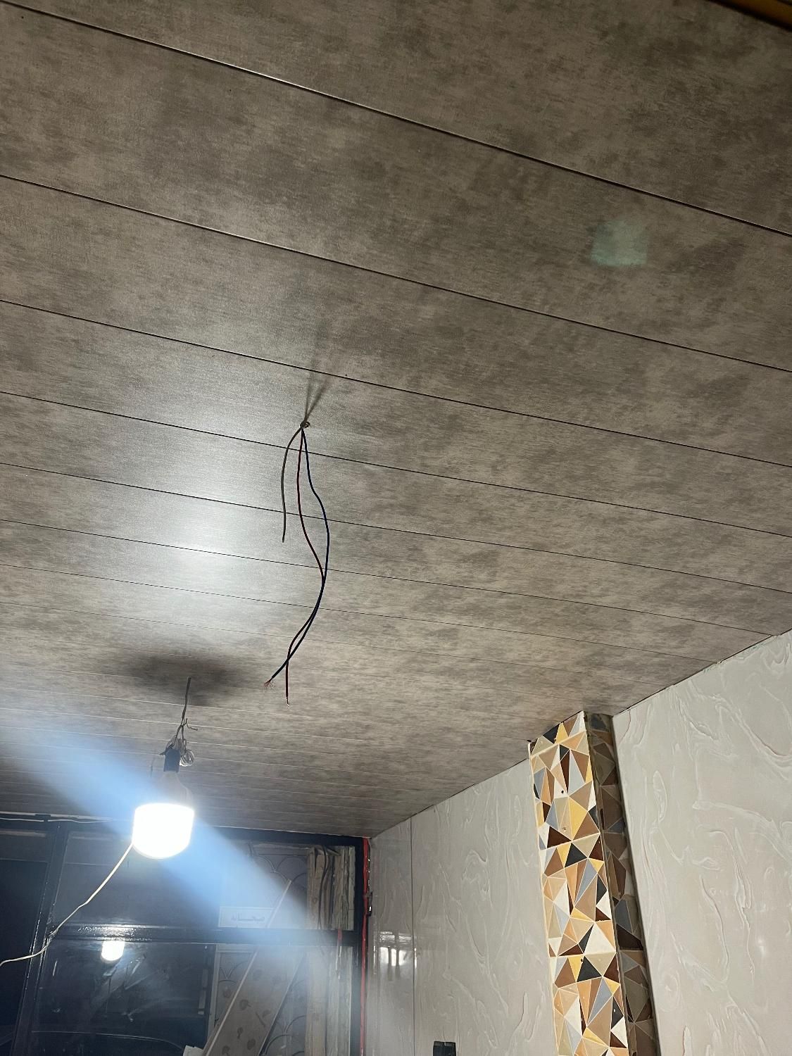 نصاب پارکت لمینت دیوار پوش کفپوش کاغذ دیواری|خدمات پیشه و مهارت|شیراز, معالی‌آباد|دیوار