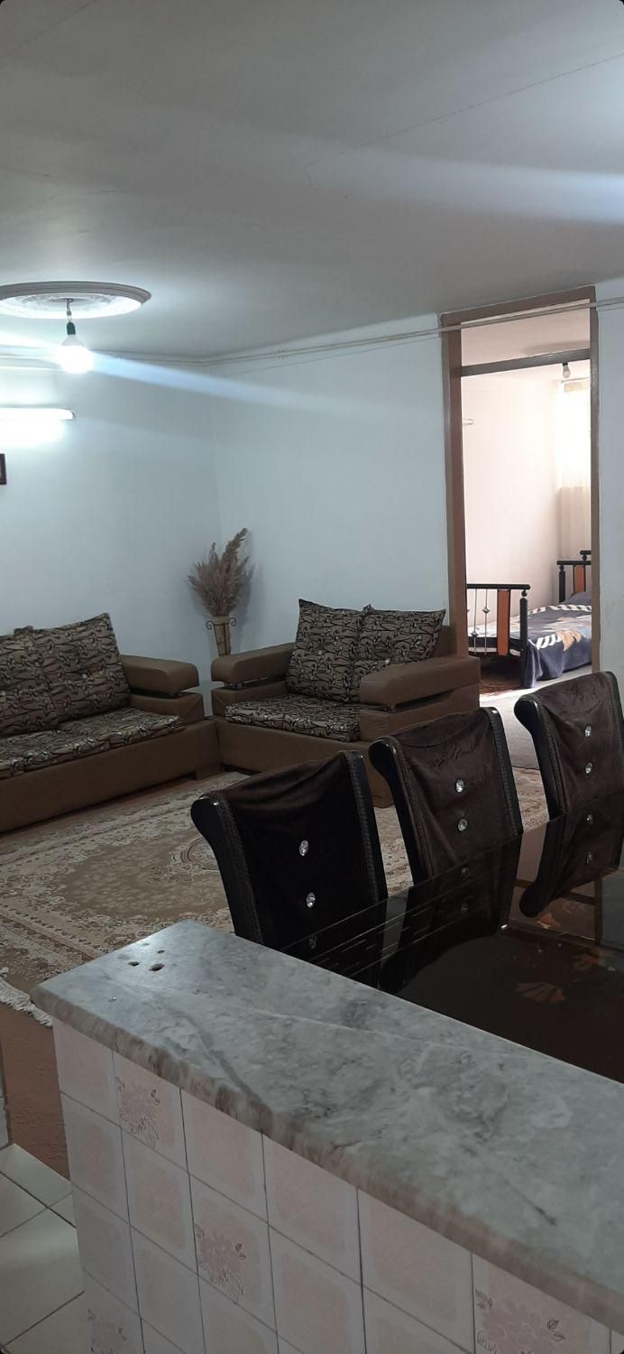 اجاره سوئیت با پارکینگ مسقف|اجارهٔ کوتاه‌مدت آپارتمان و سوئیت|کرمانشاه, |دیوار