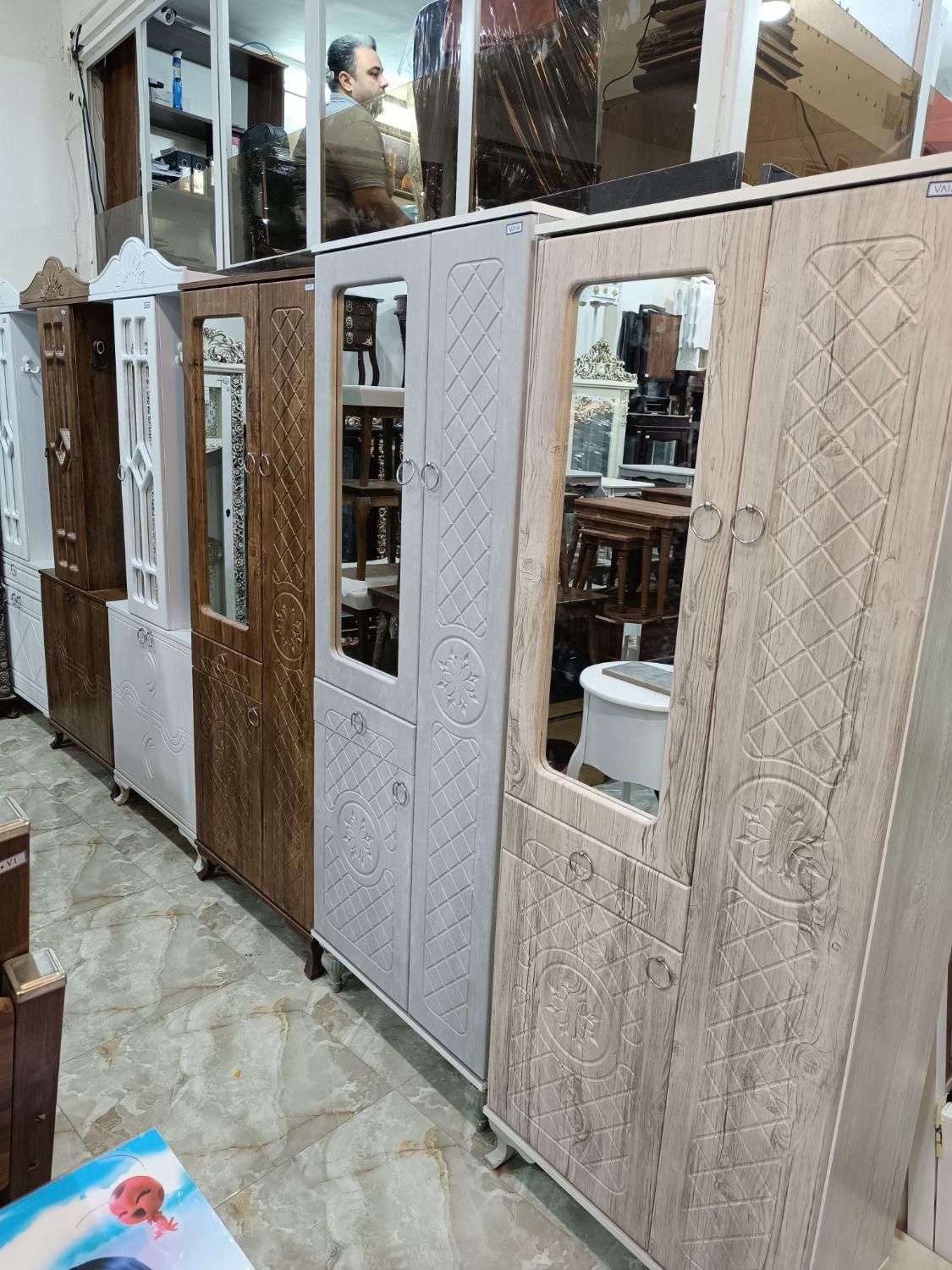 رختکن لباس|جاکفشی، کمد، دراور|کاشان, |دیوار