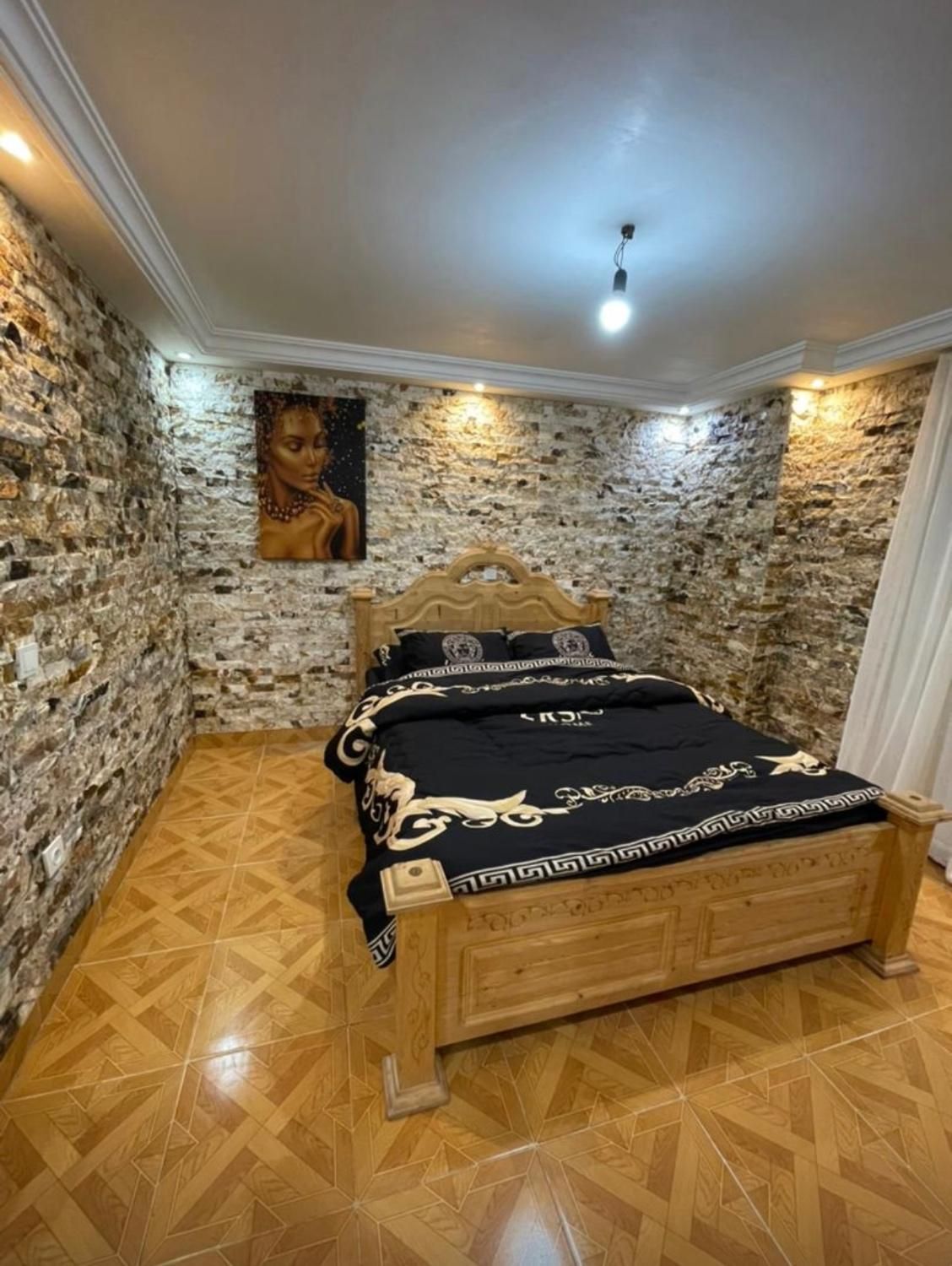 ویلادوخوابه بسیار تمیزبدون واسطه وکمیسیون(با wifi)|اجارهٔ کوتاه‌مدت ویلا و باغ|سلمان‌شهر, |دیوار