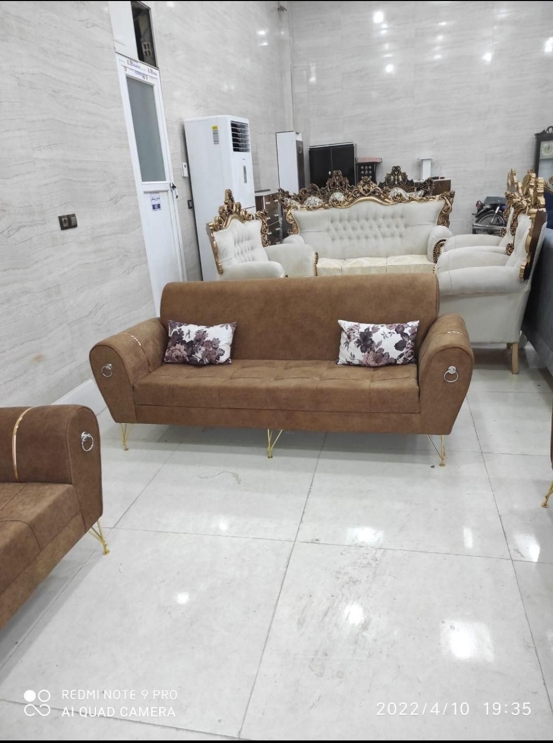 مبل « پاکزاد » جهیزیه عروس پارکر (تولیدی ارزانکده)|مبلمان خانگی و میز عسلی|خرمآباد, |دیوار