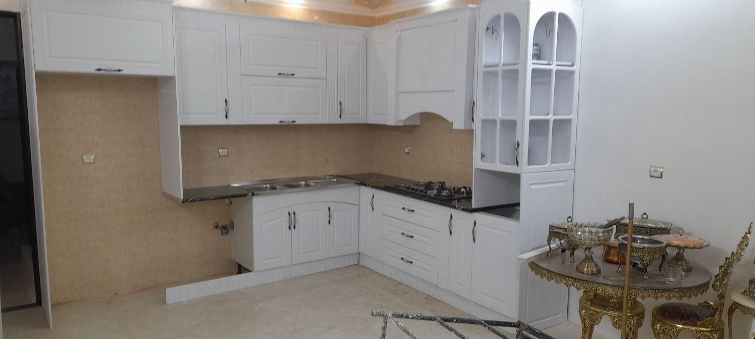 نصاب کابینت وکمد دیواری|خدمات پیشه و مهارت|قم, نیروگاه|دیوار