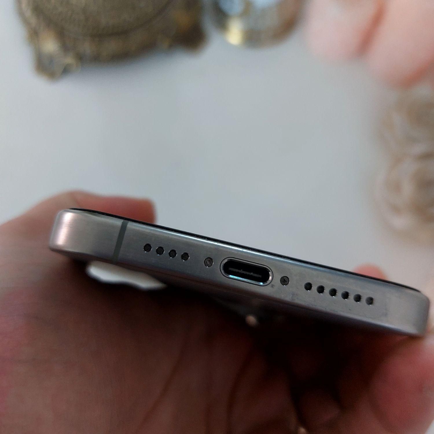 اپل iPhone 15 Pro Max با حافظهٔ ۲۵۶ گیگابایت|موبایل|قم, انسجام|دیوار