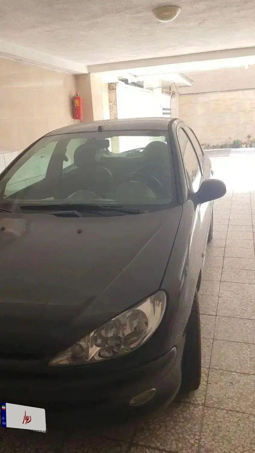 پژو ۲۰۶ سبز مدل ۸۱ تقویت شده با لاستیک ۲۰۵|خودرو سواری و وانت|بندر انزلی, معلم|دیوار