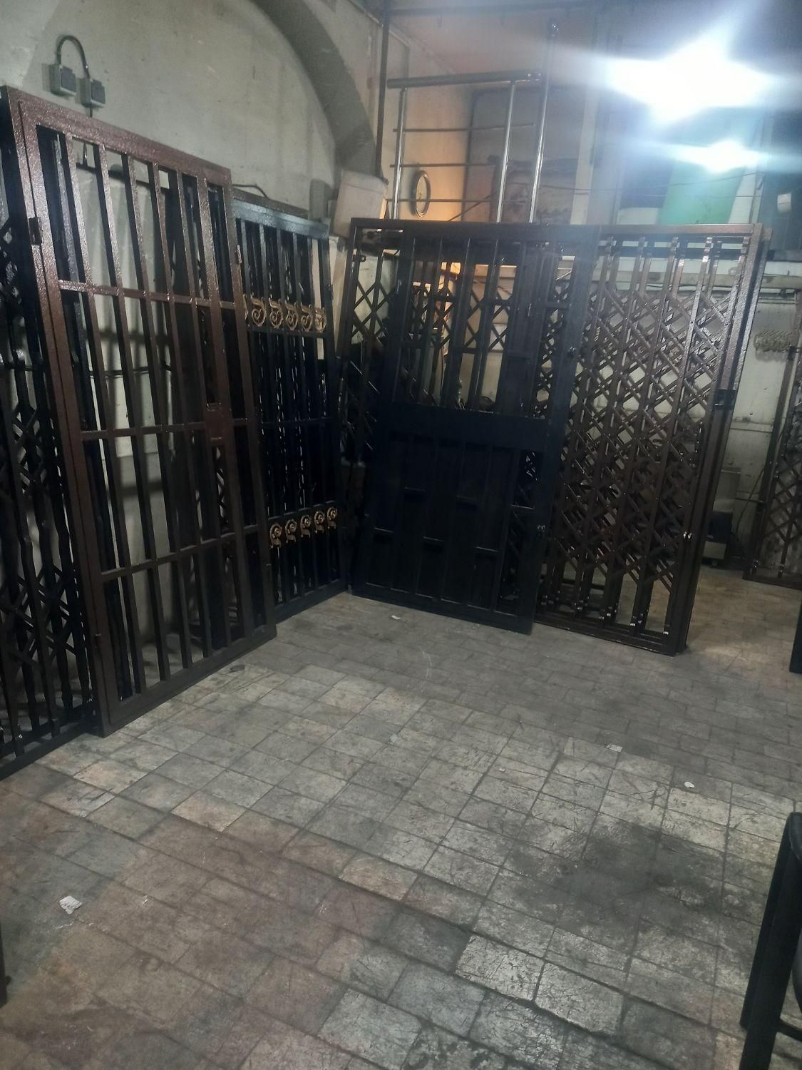 استخدام کارگر جوشکارماهرونیمه ماهر|استخدام صنعتی، فنی، مهندسی|تهران, ابوذر (منطقه ۱۵)|دیوار
