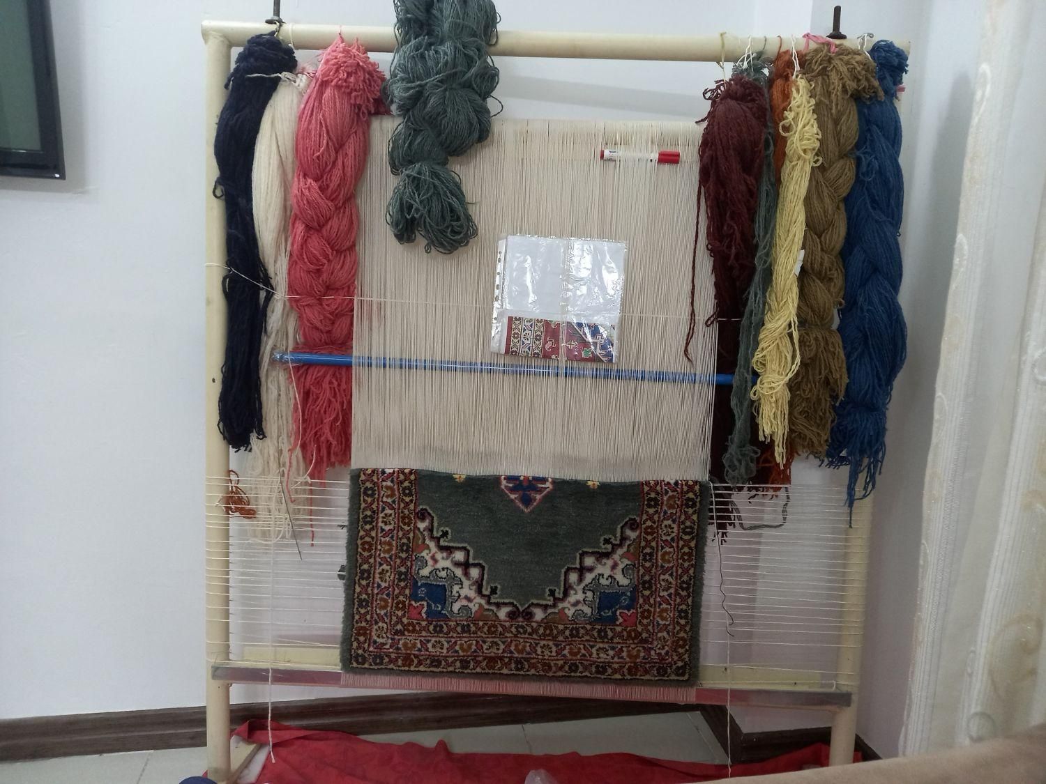 دار قالی نیمه بافته با گره ترکی|فرش|خوانسار, |دیوار