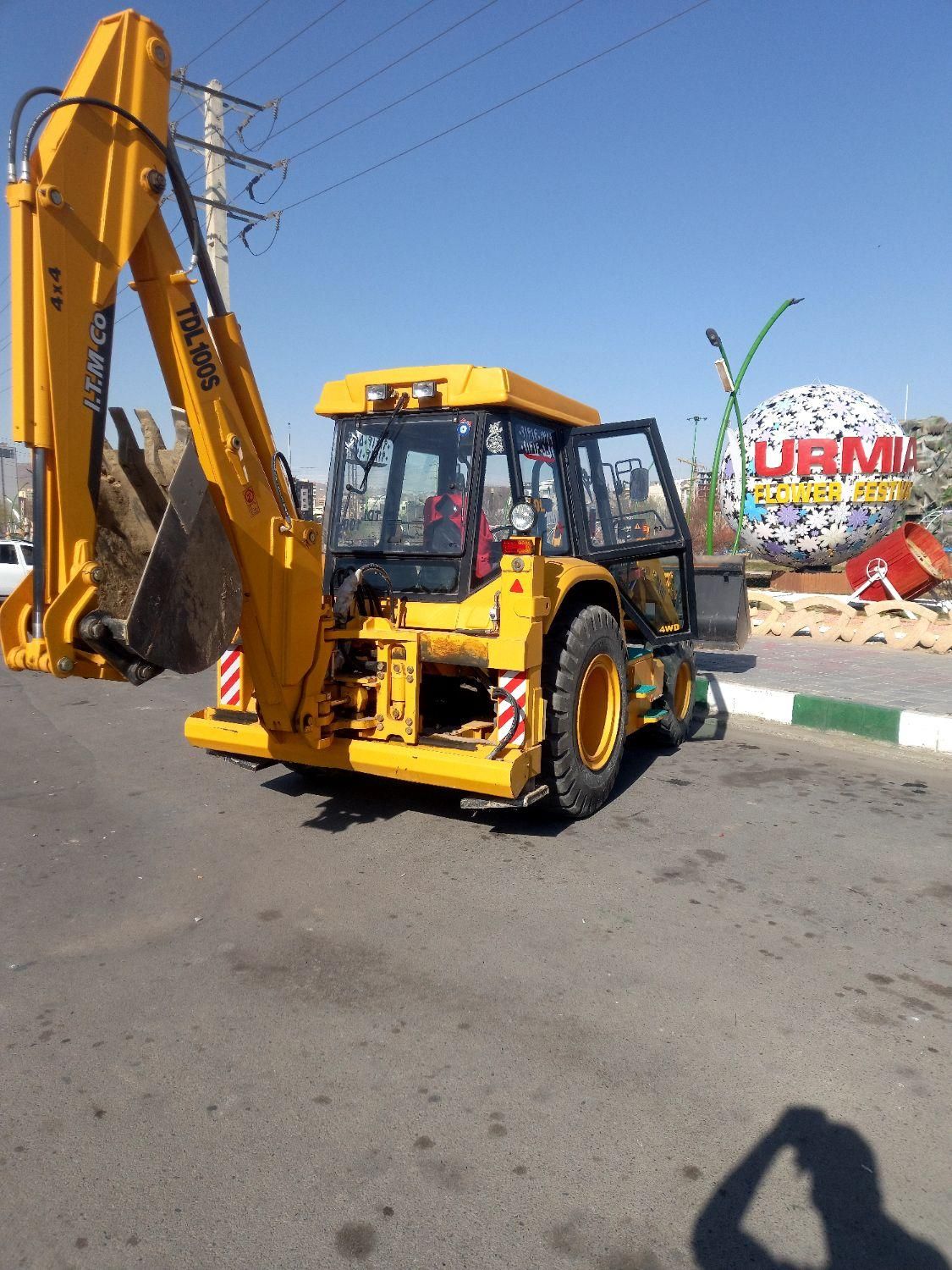 خدمات بیل مکانیکی و بیل بکهو|خدمات حمل و نقل|ارومیه, |دیوار