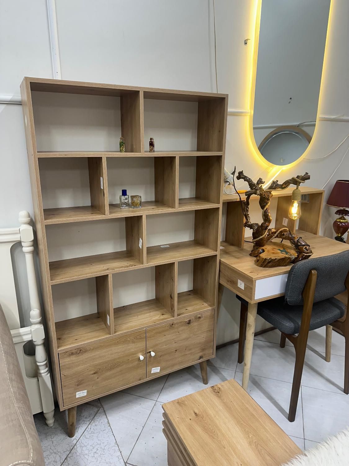 انواع کتابخانه|کتابخانه، شلف، قفسههای دیواری|نیشابور, مدرس|دیوار