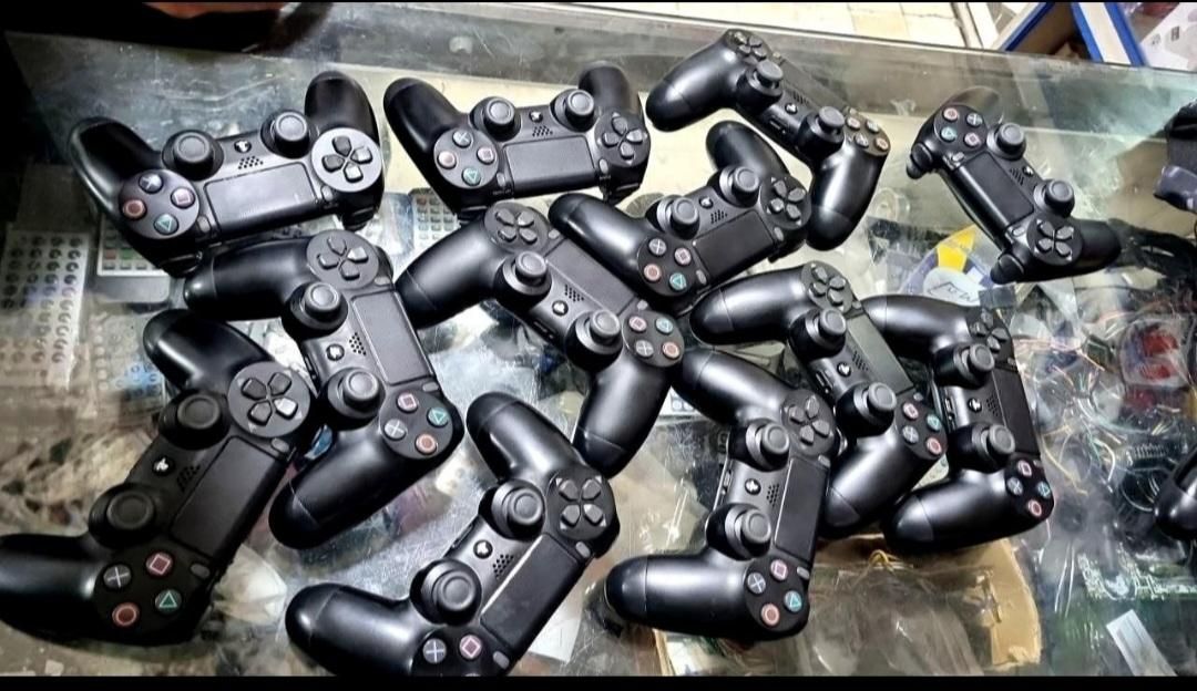 فروش انواع دسته های ps4 و xbox|کنسول، بازی ویدئویی و آنلاین|نیشابور, فضل|دیوار