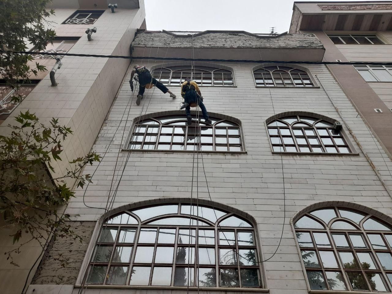 شستن ساختمان اب بندی نما عایق بندی راپل کار سنگ|خدمات پیشه و مهارت|لاهیجان, شهید آوینی|دیوار