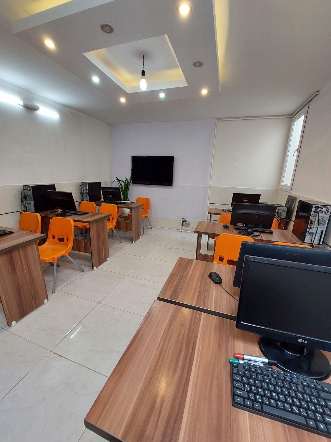 دوره آموزشی ارز دیجیتال فارکس بورس شهرستان بروجرد|خدمات آموزشی|بروجرد, |دیوار