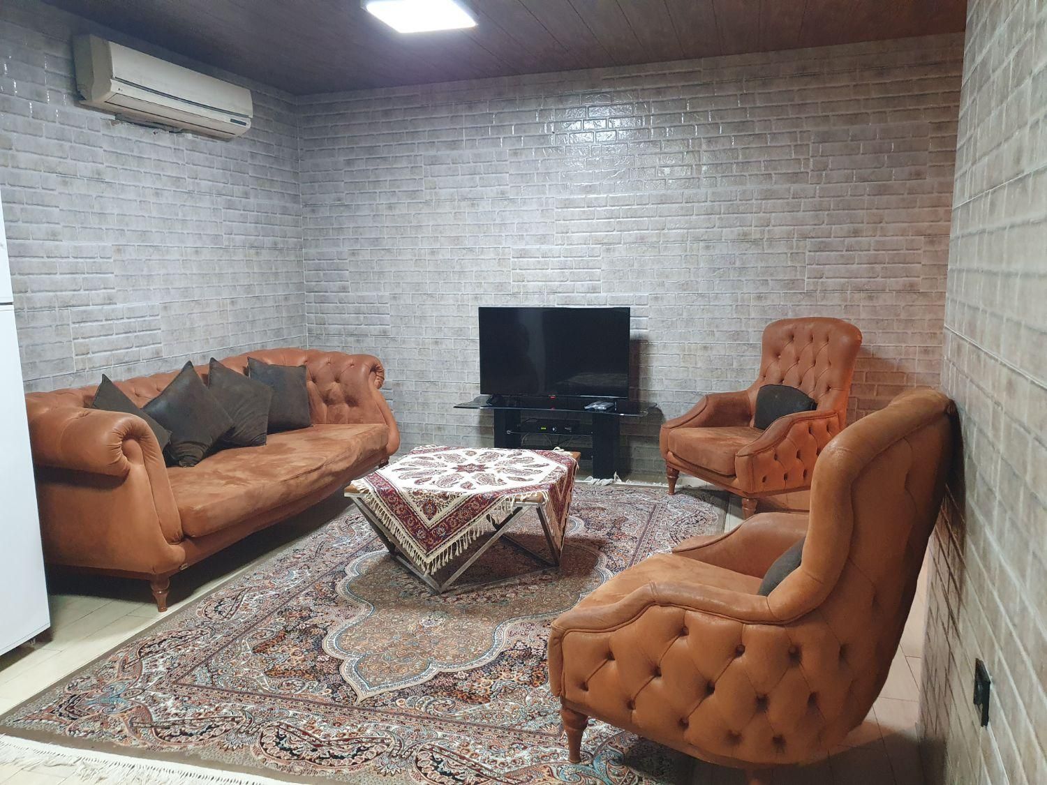 اجاره کوتاه مدت ویلا استخردار ۲ خواب|اجارهٔ کوتاهمدت ویلا و باغ|سلمانشهر, |دیوار