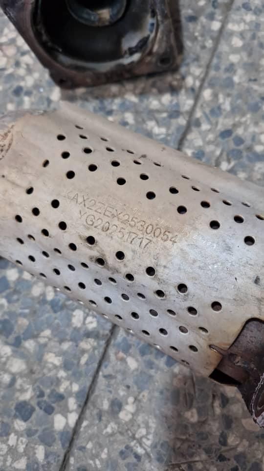 کاتالیزور کاتالیست و اگزوز|قطعات یدکی و لوازم جانبی|اصفهان, برازنده|دیوار