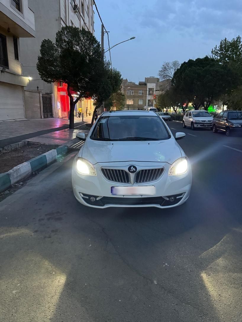 برلیانس H320 دنده‌ای مدل 96 سالم و بی رنگ|خودرو سواری و وانت|تهران, جنت‌آباد جنوبی|دیوار