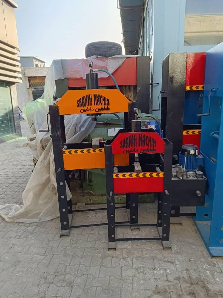 پرس هیدرولیک ۳۰تن|ماشین‌آلات صنعتی|تهران, هفده شهریور|دیوار