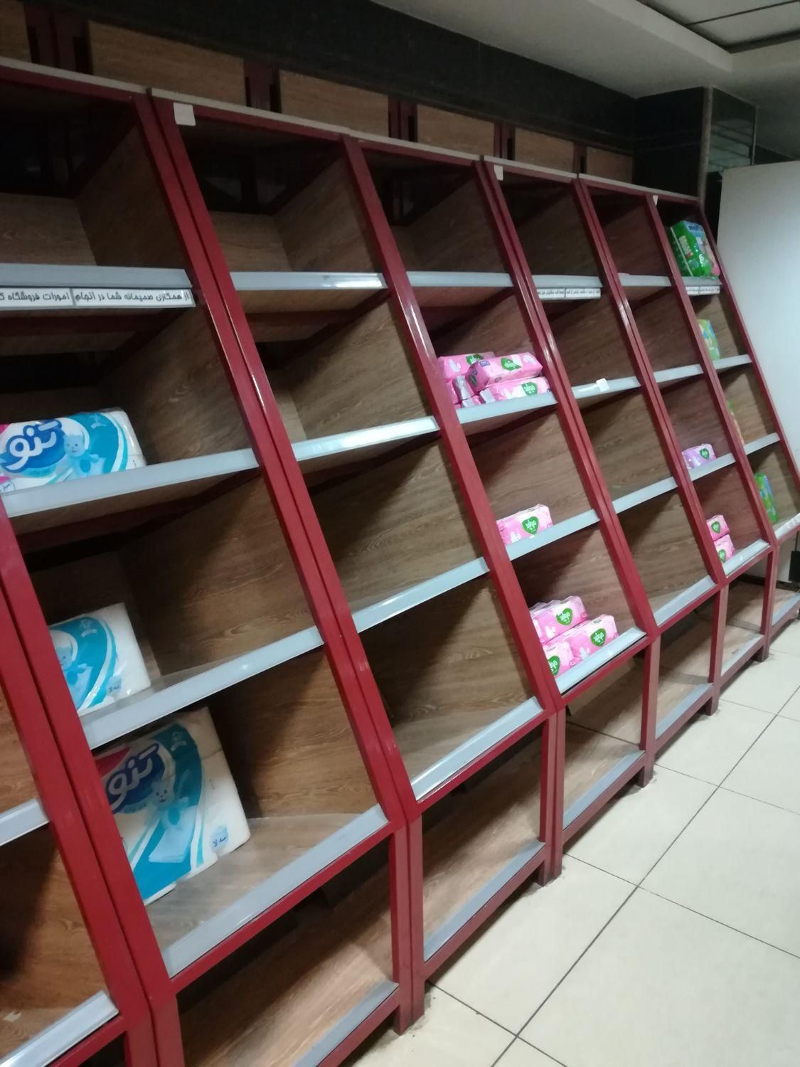 کتابخانه استند فروشگاه شاسی آهنی طبقات ام دی اف|کتابخانه، شلف، قفسه‌های دیواری|تهران, جنت‌آباد شمالی|دیوار