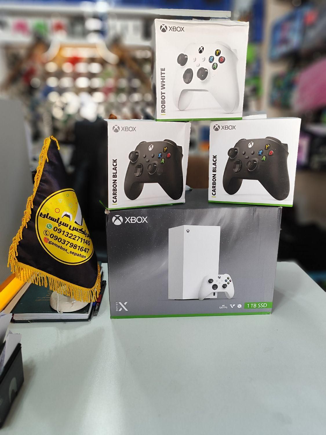رنگ سفید ایکس باکس نسل جدید سری xبرای XBOX|کنسول، بازی ویدئویی و آنلاین|اصفهان, آزادان|دیوار